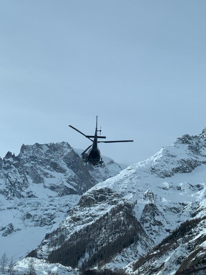 Chalet Monte Bianco Courmayeur Exterior photo